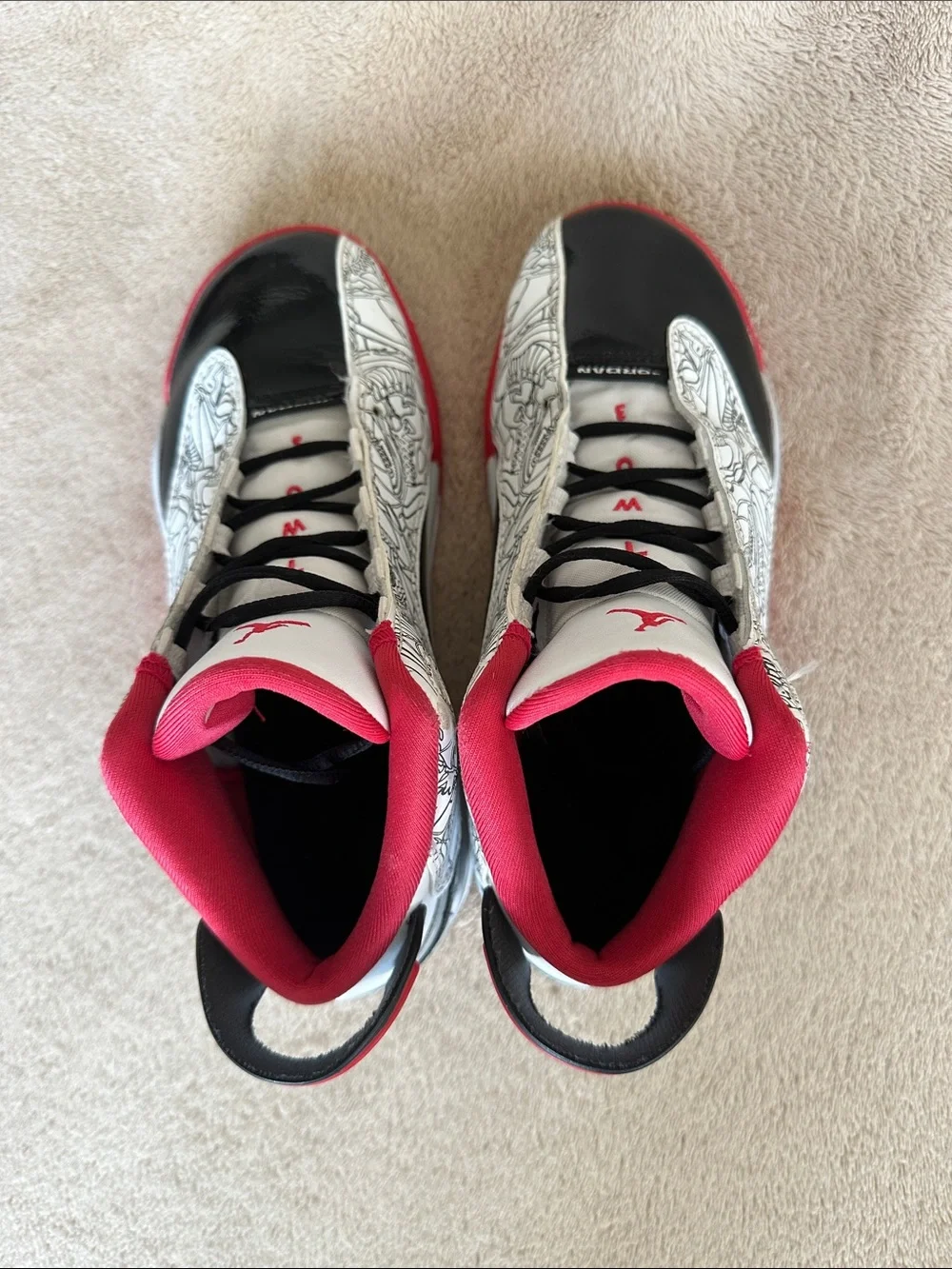 Jordan Kids Dub Zero “varsity Red” Size 3y
